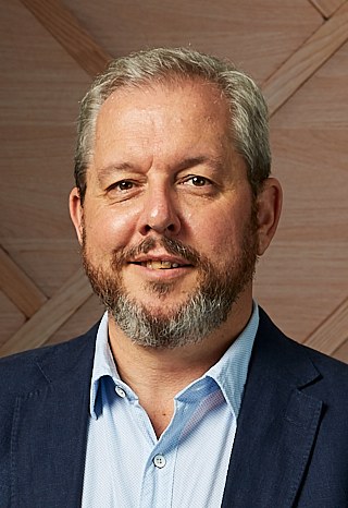 Dean Kimpton